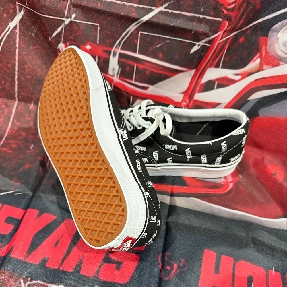 Vans - Picture 2 of 2